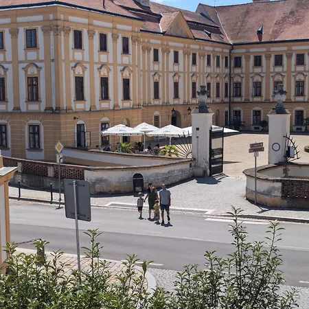 Διαμέρισμα Questenberk Jaromerice nad Rokytnou